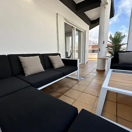 Seaview Penthouse Lejlighed